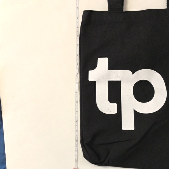 Limited Edition Toronto Public Library Tote Bag!! - Picture 9 of 9